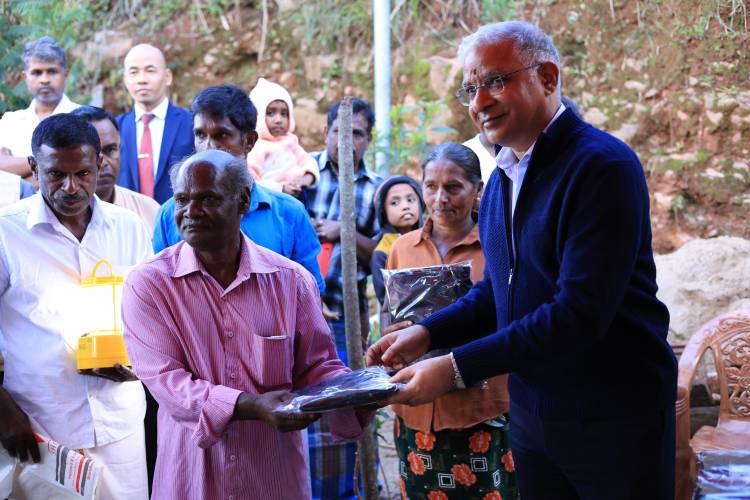 இந்திய வீடமைப்புத் திட்டங்களைப் பார்வையிட்டு பல்நோக்கு உதவிகளையும் வழங்கிய உயர் ஸ்தானிகர்